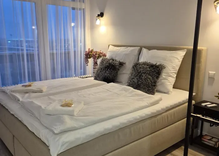 Apartamento Modernes Im Zentrum Mit Tiefgaragenstellplatz Wolfsburgo